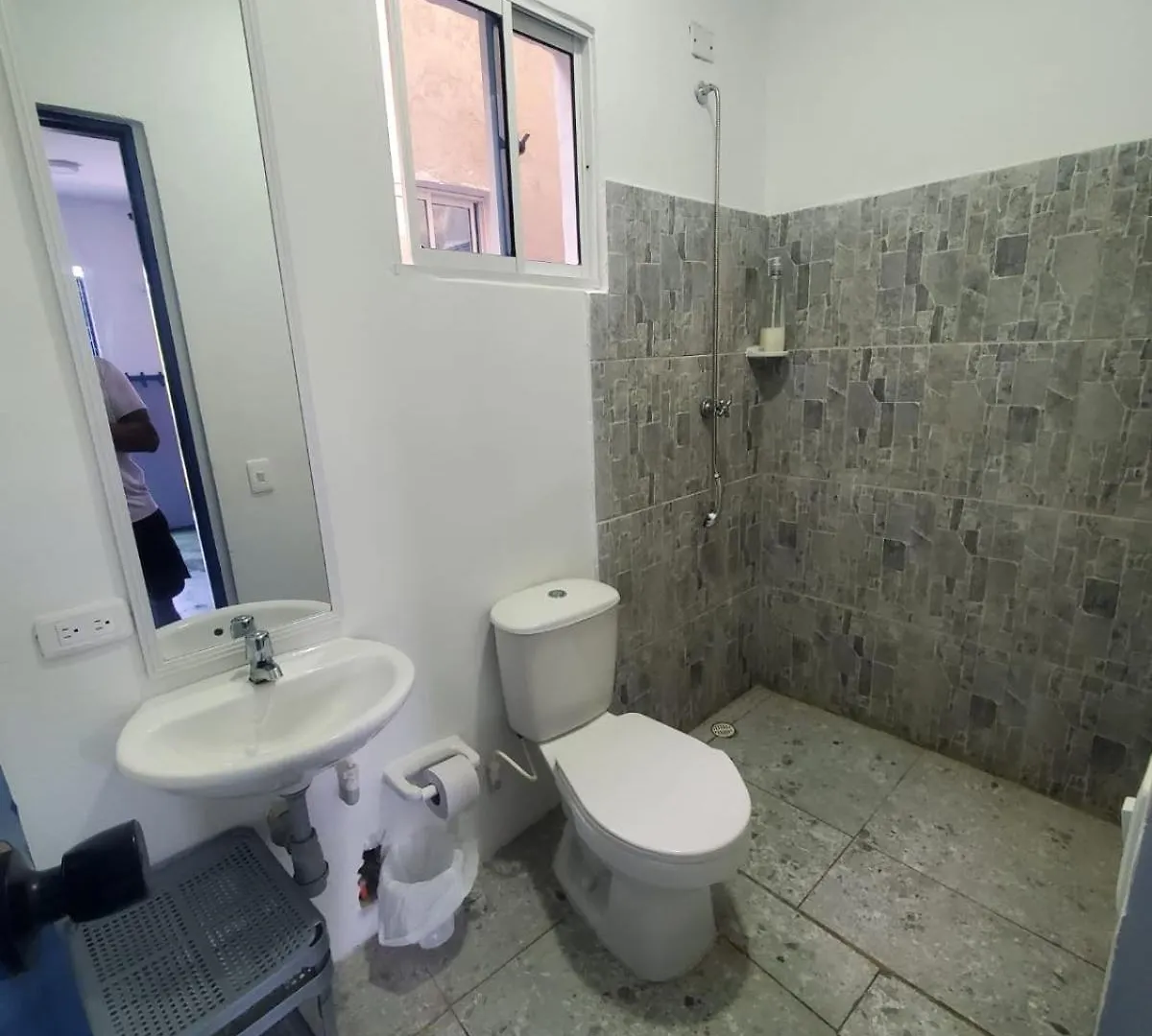 Pensionat Hotelito La Aventura, Ac Private Wc Rooms Near The Old Town, No Tax Cartagena